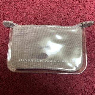 ルイヴィトン(LOUIS VUITTON)のFONDATION LOUIS VUITTON ポーチ(ポーチ)