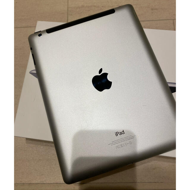 iPad第4世代32GB Wi-Fi cellular au[MD523J/A]