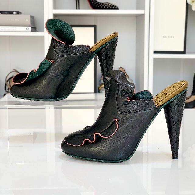 2236 未使用 FENDI フェンディ レザー ミュール サンダル ブラック