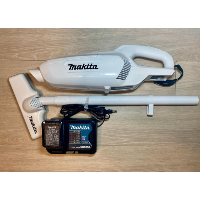 Makita(マキタ)のマキタ Makita コードレス掃除機 CL107FD スマホ/家電/カメラの生活家電(掃除機)の商品写真