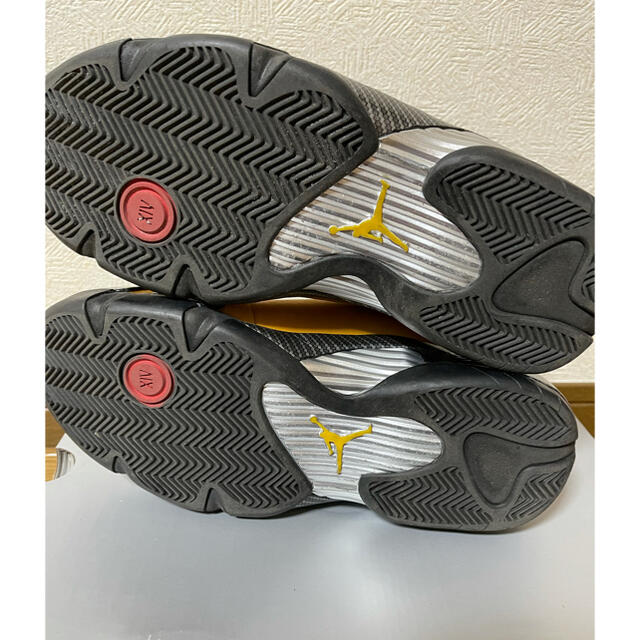 NIKE(ナイキ)のJordan14 Retro Ferrari University Gold メンズの靴/シューズ(スニーカー)の商品写真