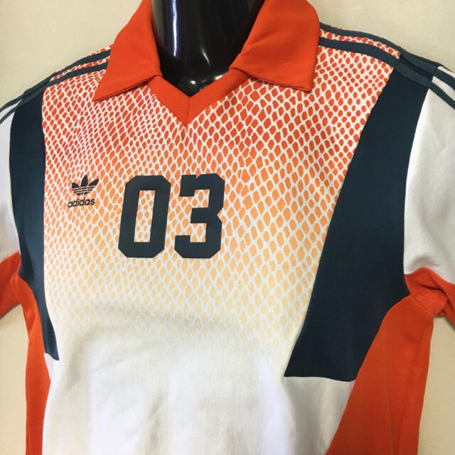 adidas(アディダス)のアディダスオリジナルス ゲームシャツ オレンジ  Sサイズ メンズのトップス(Tシャツ/カットソー(半袖/袖なし))の商品写真