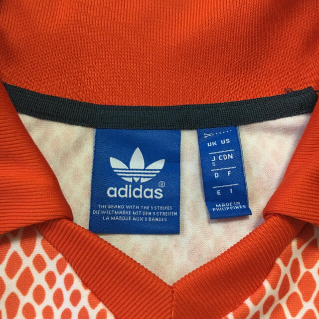 adidas(アディダス)のアディダスオリジナルス ゲームシャツ オレンジ  Sサイズ メンズのトップス(Tシャツ/カットソー(半袖/袖なし))の商品写真