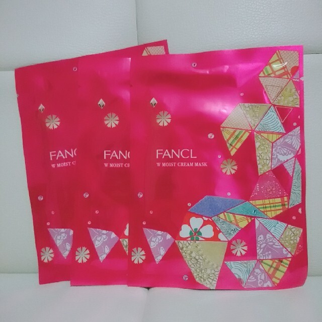 FANCL(ファンケル)の期限切れの為値下げ　FANCL Wモイストクリームマスク ３枚 コスメ/美容のスキンケア/基礎化粧品(パック/フェイスマスク)の商品写真