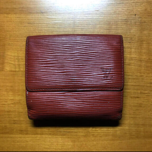 LOUIS VUITTON(ルイヴィトン)のLouis Vuitton ルイヴィトン 折財布  茶色 エピ　三つ折り　財布 レディースのファッション小物(財布)の商品写真