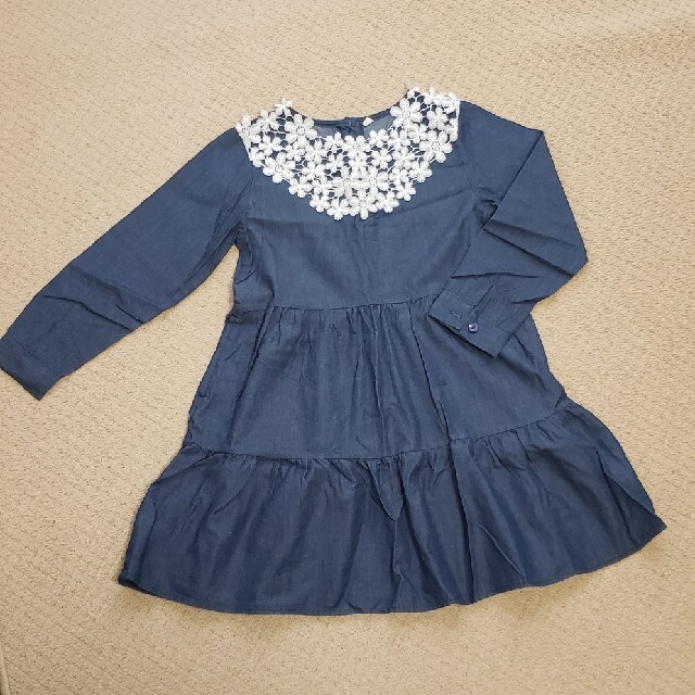 ワンピース　140 キッズ/ベビー/マタニティのキッズ服女の子用(90cm~)(ワンピース)の商品写真