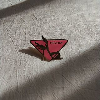 プラダ ブローチ/コサージュの通販 28点 | PRADAのレディースを買う プラダ ブローチ/コサージュの通販 28点 | PRADAのレディースを買う