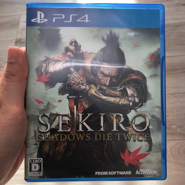 PlayStation4(プレイステーション4)のSEKIRO： SHADOWS DIE TWICE PS4 エンタメ/ホビーのゲームソフト/ゲーム機本体(家庭用ゲームソフト)の商品写真