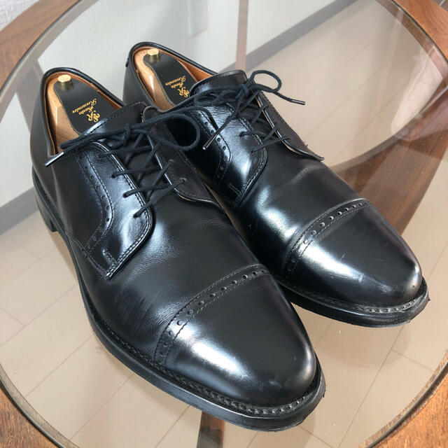 Allen Edmonds(アレンエドモンズ)の【アレンエドモンズ】Clifton 9.5D ブラック キャップトゥ メンズの靴/シューズ(ドレス/ビジネス)の商品写真