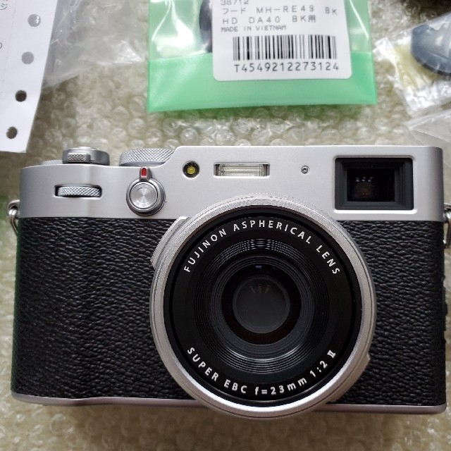 FUJIFILM X100v シルバー +いろいろ 2