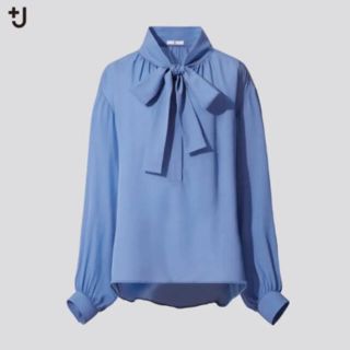 ユニクロ(UNIQLO)のUNIQLO シルクギャザーブラウス　新品(シャツ/ブラウス(長袖/七分))