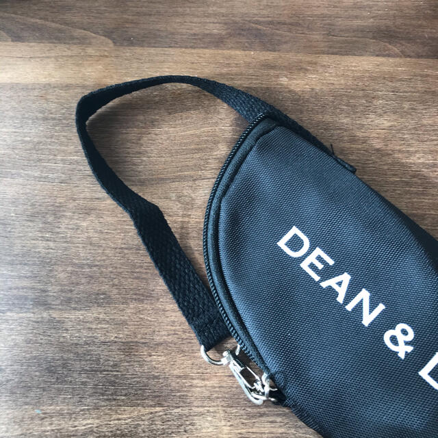 DEAN & DELUCA(ディーンアンドデルーカ)のDEAN&DELUCA 保冷ペットボトルホルダー レディースのバッグ(その他)の商品写真