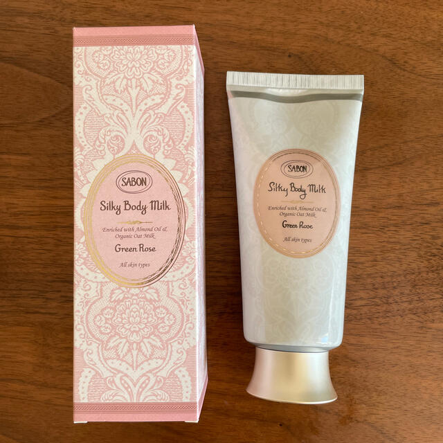 SABON(サボン)のSABON シルキーボディミルク グリーン・ローズ　200ml コスメ/美容のボディケア(ボディローション/ミルク)の商品写真