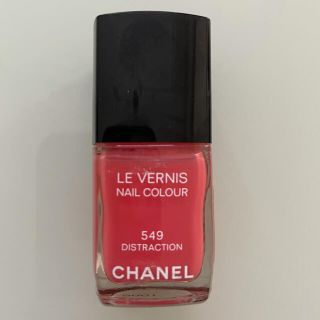 シャネル(CHANEL)のCHANEL ネイル　NAILCOLOR 549DISTRACTION(マニキュア)