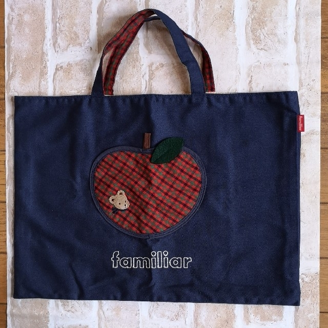 ◆大人気◆USED美品◆ファミリア　トートバッグ　りんご　リンゴ　アップル　 | フリマアプリ ラクマ