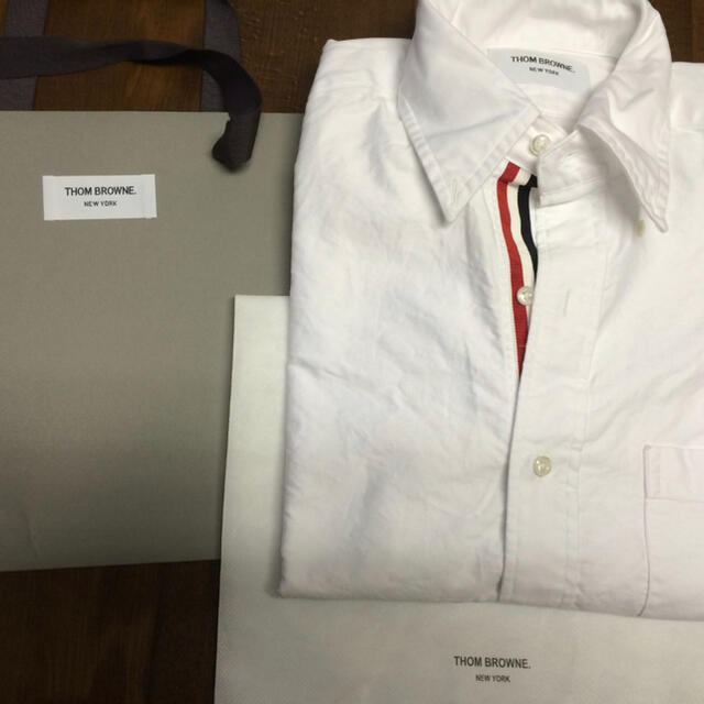 THOM BROWNE(トムブラウン)のthombrowne メンズのトップス(シャツ)の商品写真