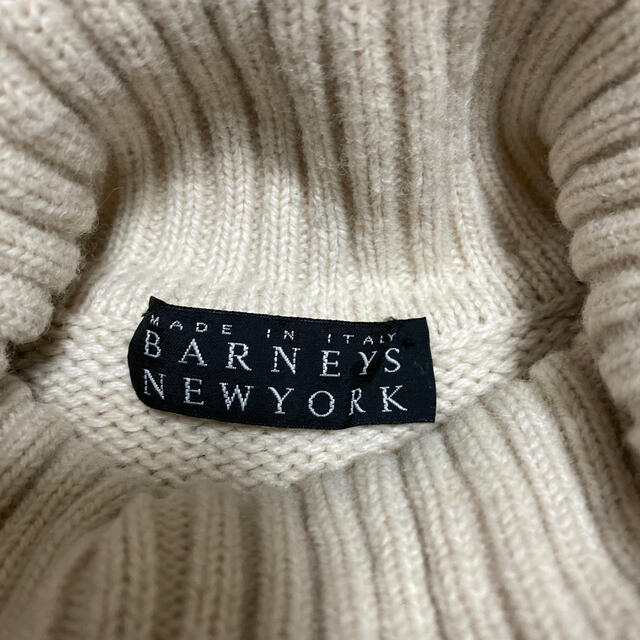 BARNEYS NEW YORK(バーニーズニューヨーク)のバーニーズニューヨーク　ニット メンズのトップス(ニット/セーター)の商品写真