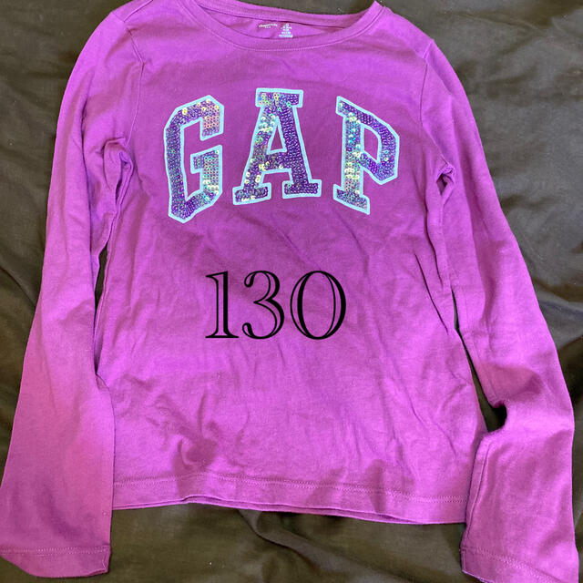 GAP Kids(ギャップキッズ)のGAP 長袖Tシャツ　130 キッズ/ベビー/マタニティのキッズ服女の子用(90cm~)(Tシャツ/カットソー)の商品写真