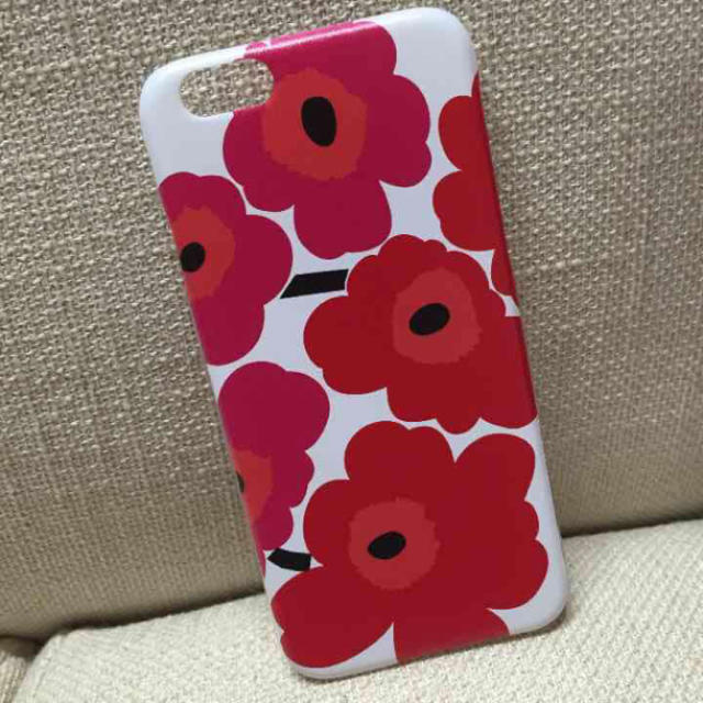 marimekko(マリメッコ)のマリメッコ柄＊iphone6ハードケース スマホ/家電/カメラのスマホアクセサリー(iPhoneケース)の商品写真