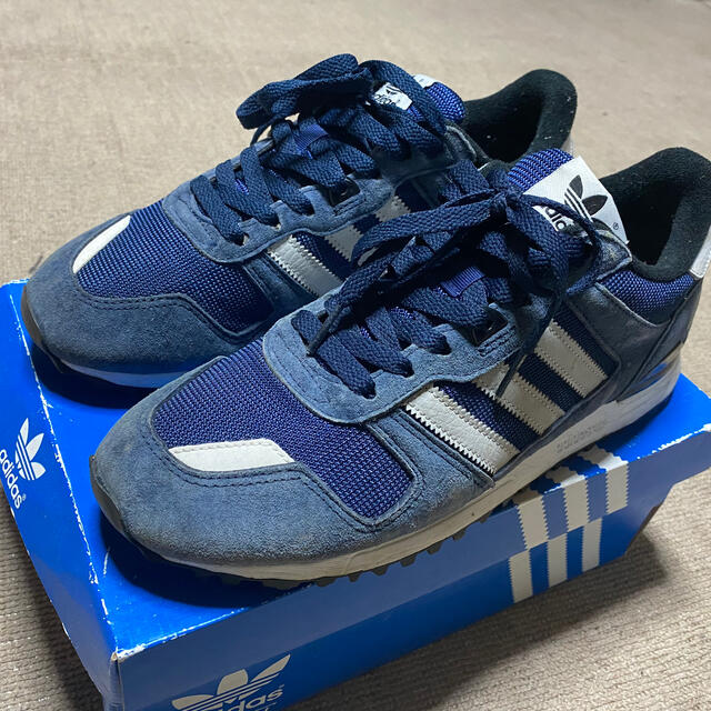 ZX700