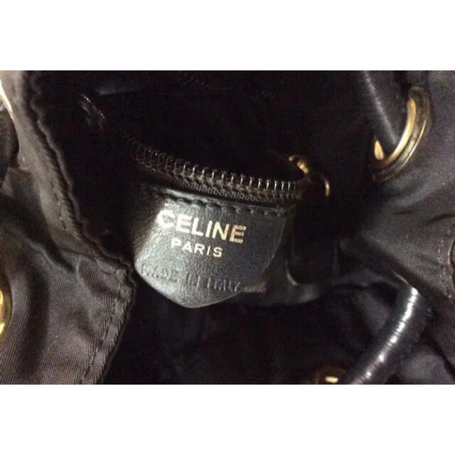 celine(セリーヌ)のセリーヌ ワンショルダー サークルロゴチャーム付き巾着型バッグ レディースのバッグ(ショルダーバッグ)の商品写真