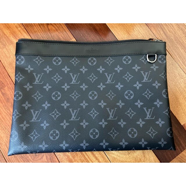 新作登場人気 LOUIS VUITTON - LV クラッチバックの通販 by たこ｜ルイ ...