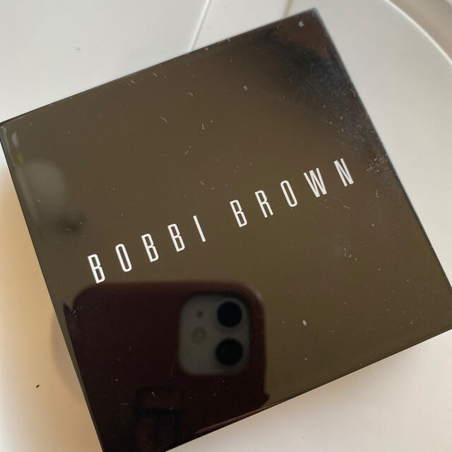 BOBBI BROWN(ボビイブラウン)のボビーブラウン　ハイライティングパウダー　01 コスメ/美容のベースメイク/化粧品(フェイスパウダー)の商品写真