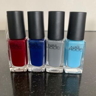 ネイルホリック(NAIL HOLIC)のYUKA様　購入済　♡ネイルホリック4本セット♡(バラ売り可)(その他)