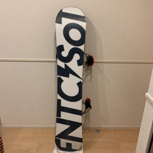 fanatic(ファナティック)のFNTC Sot 148cm スポーツ/アウトドアのスノーボード(ボード)の商品写真