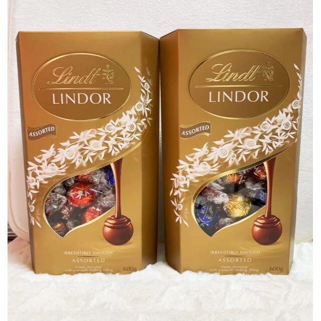 Lindt(リンツ)のリンツリンドールチョコレート　24個 食品/飲料/酒の食品(菓子/デザート)の商品写真