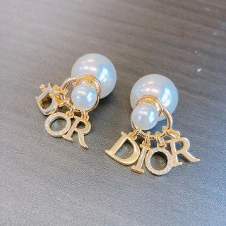 ディオール(Christian Dior) ピアス（パール）の通販 100点以上 | クリスチャンディオールのレディースを買うならラクマ