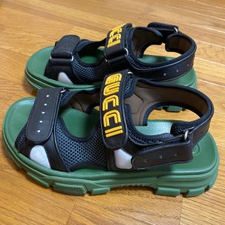 Gucci - GUCCI フラッシュトレックサンダルブラック×グリーン サイズ 8