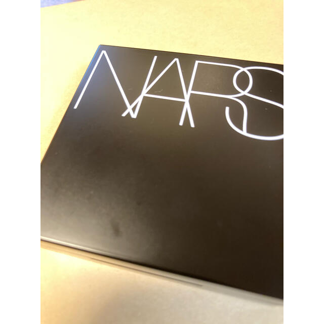 NARS(ナーズ)のNARS クッションファンデーションケース コスメ/美容のメイク道具/ケアグッズ(ボトル・ケース・携帯小物)の商品写真