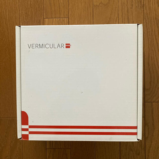 Vermicular(バーミキュラ)のちゃたごま様限定 VERMICULAR バーミキュラ  22cm グリーン インテリア/住まい/日用品のキッチン/食器(鍋/フライパン)の商品写真