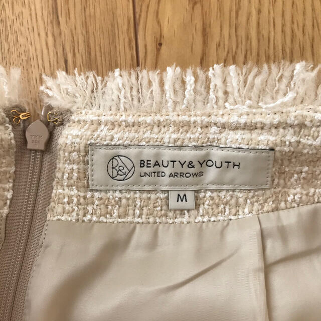 BEAUTY&YOUTH UNITED ARROWS(ビューティアンドユースユナイテッドアローズ)の七五三　フォーマル　セレモニー　膝丈スカート　ホワイト　アローズ レディースのフォーマル/ドレス(スーツ)の商品写真