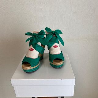 アグ(UGG)の専用ページ(サンダル)