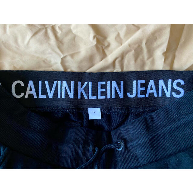 Calvin Klein(カルバンクライン)のCALVIN KLEIN JEANS トラックパンツ メンズのパンツ(その他)の商品写真