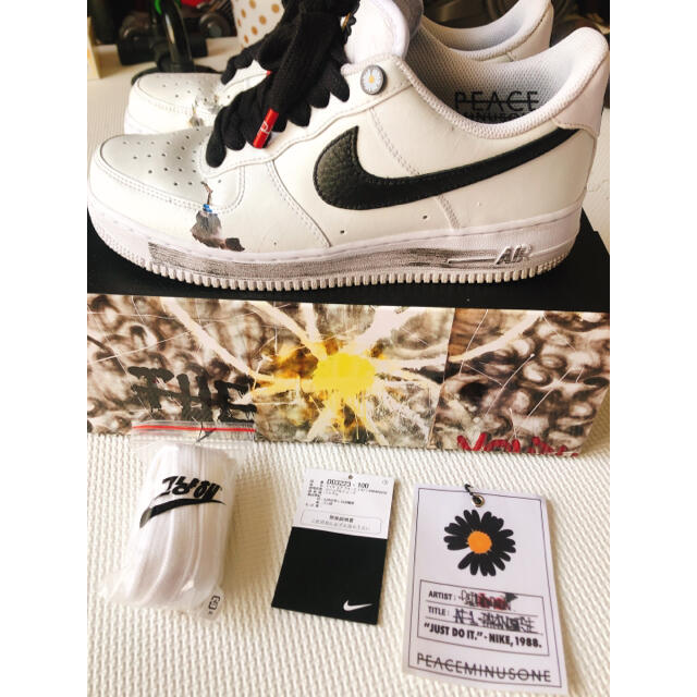 爆買い NIKE - ナイキエアフォース1パラノイズ白 スニーカー ラクマ ...