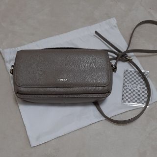 フルラ(Furla)のFURLA　SABBIA 　グレージュ　ショルダーバッグ　(ショルダーバッグ)