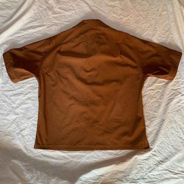 TOGA(トーガ)のTOGA PULLA 18SS トーガプルラ トーガ　刺繍シャツ　半袖 レディースのトップス(シャツ/ブラウス(半袖/袖なし))の商品写真