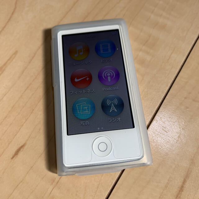 Apple(アップル)のiPod nano 第7世代　16GB スマホ/家電/カメラのオーディオ機器(ポータブルプレーヤー)の商品写真