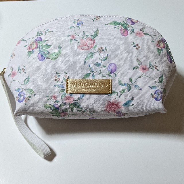 WEDGWOOD(ウェッジウッド)のWEDGWOOD FMGミッション(エイボン)コラボ  ノベルティコスメポーチ レディースのファッション小物(ポーチ)の商品写真