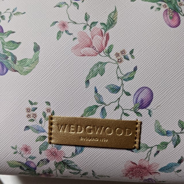 WEDGWOOD(ウェッジウッド)のWEDGWOOD FMGミッション(エイボン)コラボ  ノベルティコスメポーチ レディースのファッション小物(ポーチ)の商品写真