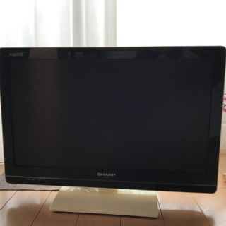 アクオス(AQUOS)のTwins様専用！シャープ22型テレビ　AQUOS LC-22k5  ホワイト♪(テレビ)