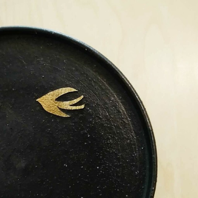 真鍮ヘアーカフ　ヘアゴム　ヘアピン　鎚目　つばめ　鳥　ハンドメイド　卒入学式 ハンドメイドのアクセサリー(ヘアアクセサリー)の商品写真