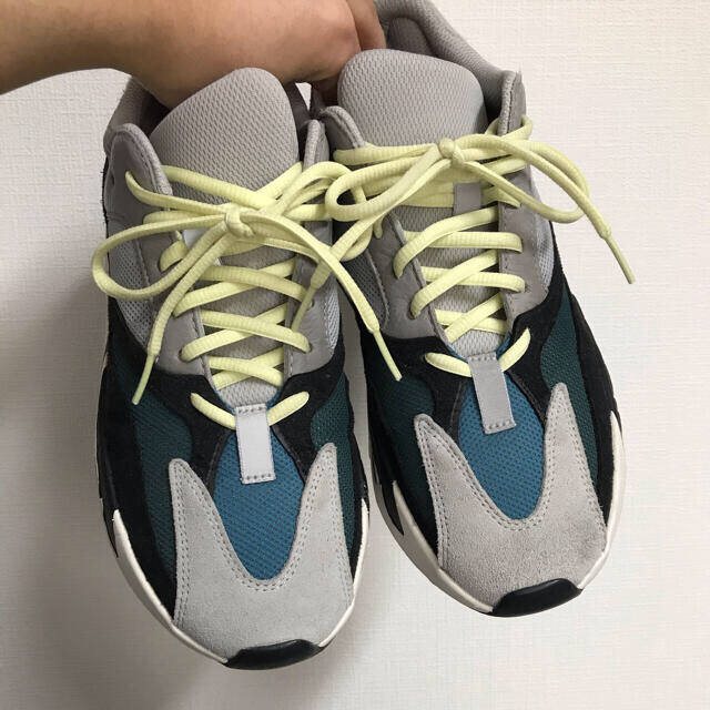 adidas(アディダス)のADIDAS YEEZY BOOST 700 WAVE RUNNER メンズの靴/シューズ(スニーカー)の商品写真