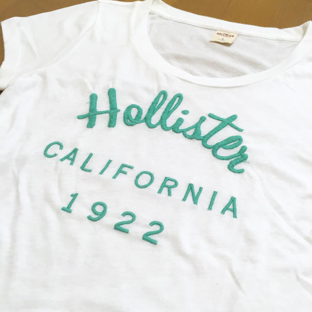 Hollister(ホリスター)のホリスター✴︎Tシャツ レディースのトップス(Tシャツ(半袖/袖なし))の商品写真