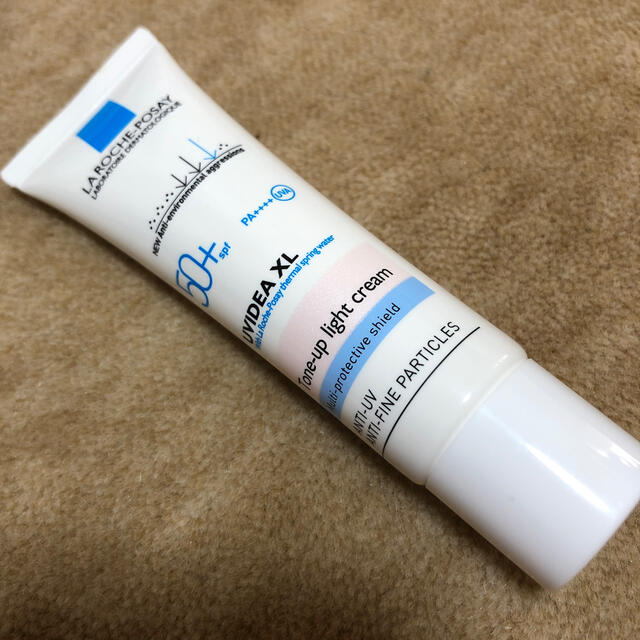 LA ROCHE-POSAY(ラロッシュポゼ)の日曜日限定お値下げ　ラロッシュポゼ　トーンアップ コスメ/美容のベースメイク/化粧品(化粧下地)の商品写真