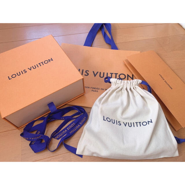 LOUIS VUITTON(ルイヴィトン)のルイヴィトン ベルト 黒 メンズのファッション小物(ベルト)の商品写真