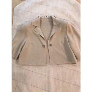 フォクシー(FOXEY)のフォクシー   ジャケット　ボレロ　美品！38 ベージュ(カーディガン)